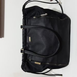 TUTLIO New York  Carry All Shoulder Bag